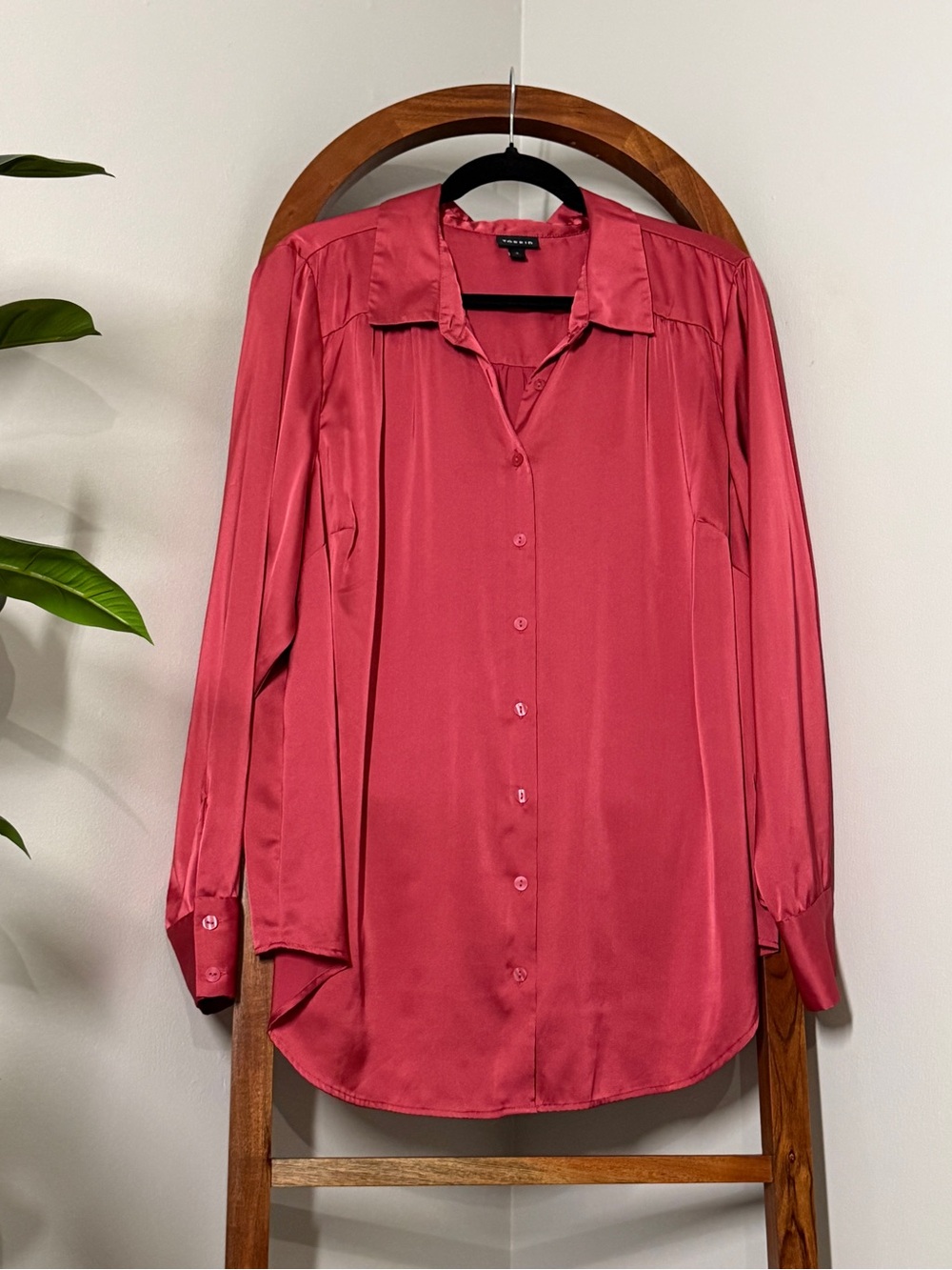 Torrid 2X Pink Satin Long Sleeve Button Front Blouse Top